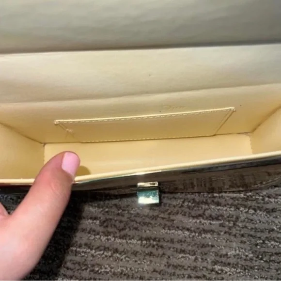 Gold chrome handbag - Picture 4 of 4